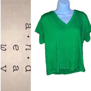 Kelly Green T-Shirt 💚